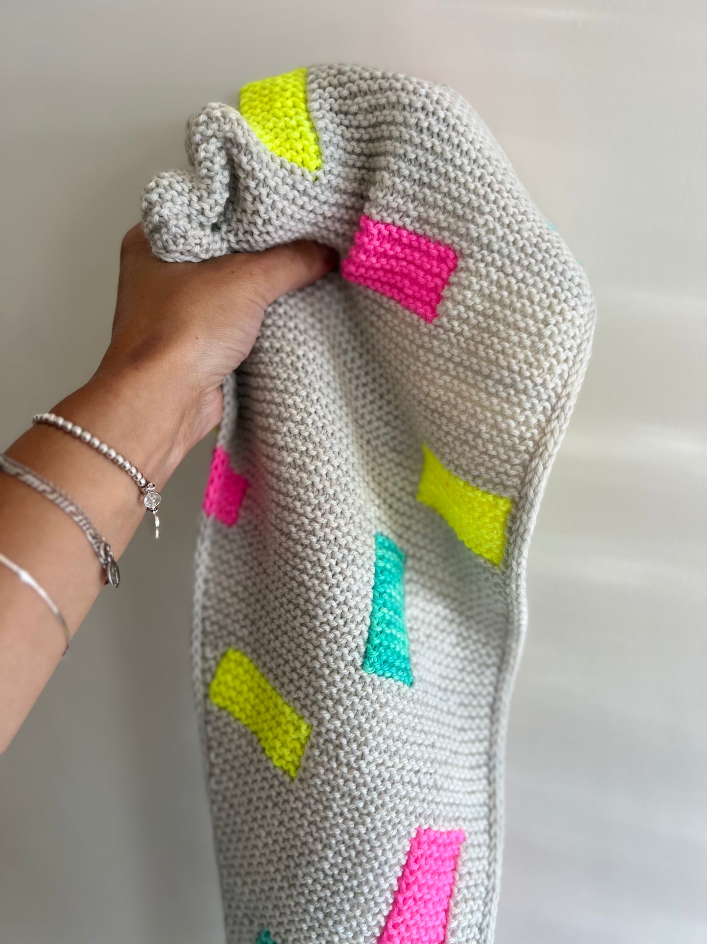 FUNFETTI SHAWL KIT